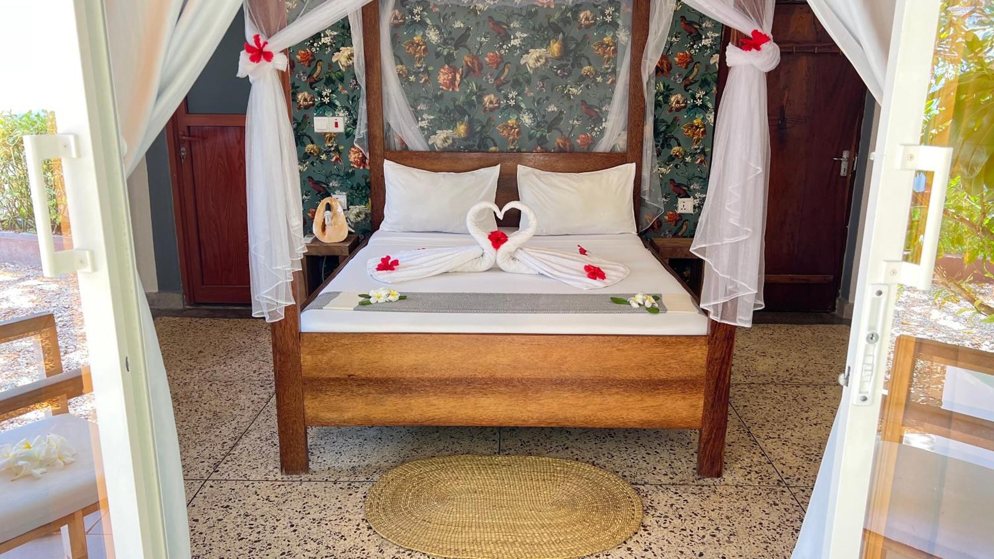 Seashore Beach Hotel Кивенга Екстериор снимка